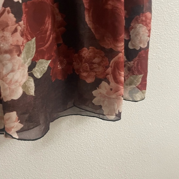 Kate and Lilly Sheer Floral  Dress Size 12 - Picture 7 of 9